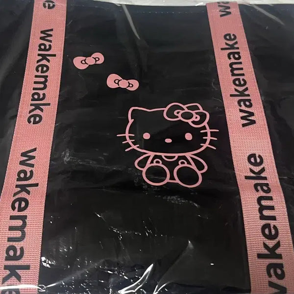 [BUNJANG] WAKEMAKE Hello Kitty Tarpaulin Bag / 웨이크메이크 헬로키티 타포린백