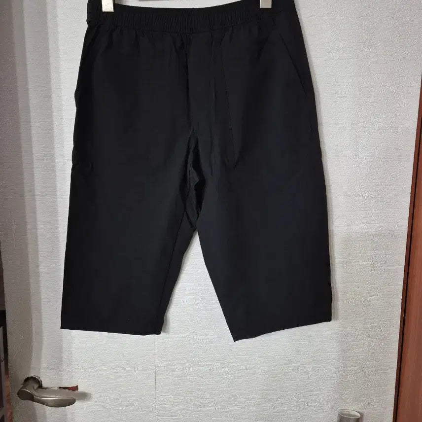 [BUNJANG] TOPTEN Men's & Women's 3/4 Length Shorts (Set of 4) / 탑텐 칠부반바지 새상품입니다 남여공용 4벌있음 각.각