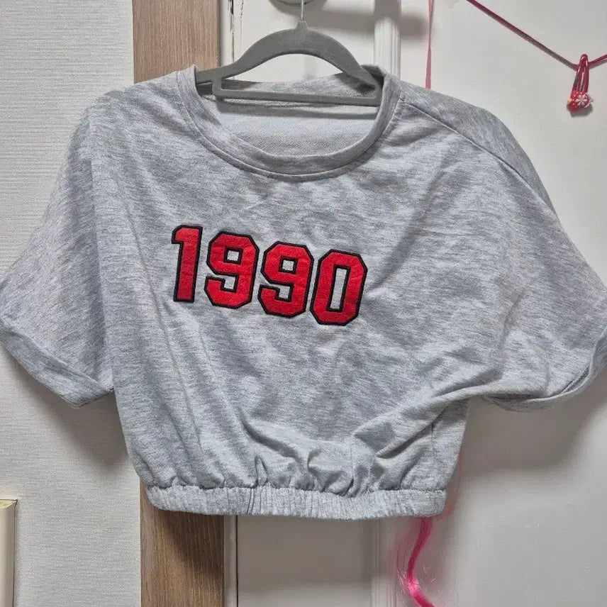 [BUNJANG] 1990 Cropped Short-Sleeve T-Shirt Gray / 1990 크롭 반팔 티셔츠 회색