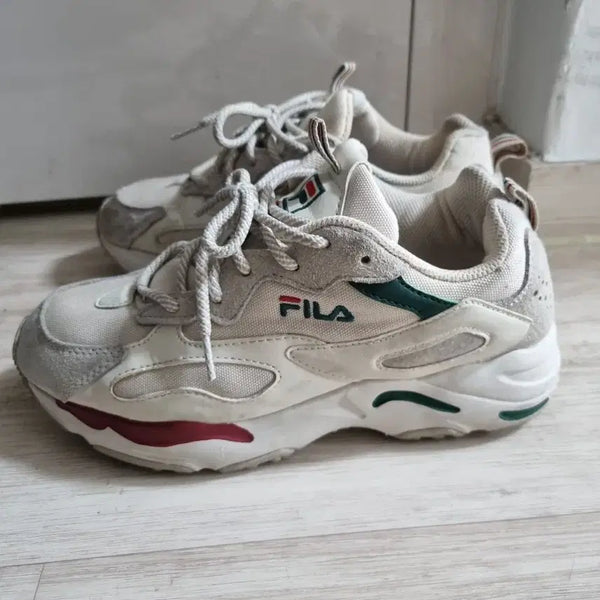 [BUNJANG] Fila Platform Sneakers White/Gray/Red (240) / 휠라 운동화 흰색/회색/빨간색 240