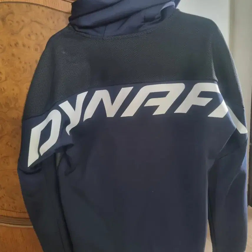 [BUNJANG] Dynafit Back Logo Track Top Hooded Windbreaker Jacket Navy / [새상품급]  DYNAFIT백로고트랙탑후드바람막이 자켓네이비.  L  .