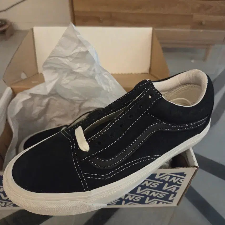 [BUNJANG] Vans Old Skool Black Sneakers / 반스 올드스쿨 블랙 스니커즈 새상품