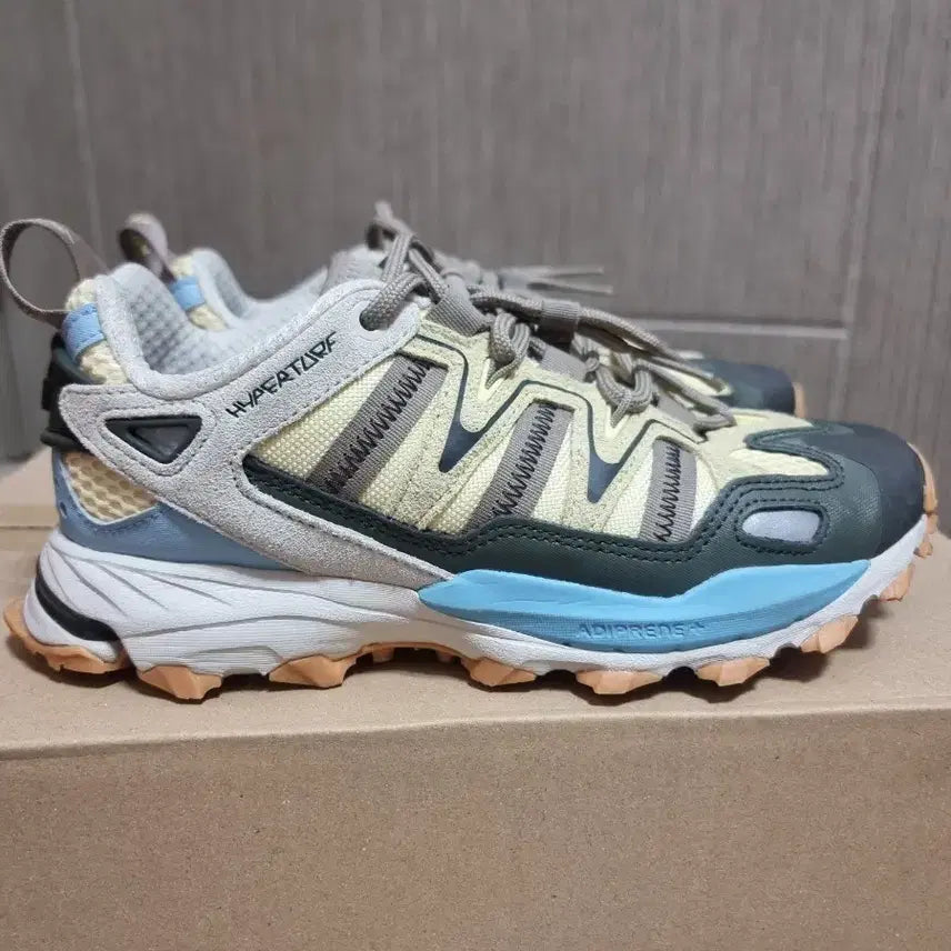 [BUNJANG] Adidas Hyperterf Trekking Shoes / 아디다스 트레킹화 스트릿 하이퍼터프 230 사이즈