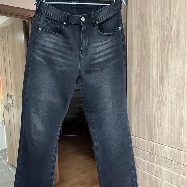 [BUNJANG] Black Straight Fit Denim Pants (Size 30) / 무신사 블랙 팬츠입니다 30사이즈