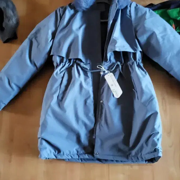 [BUNJANG] Women's Winter Puffer Jacket with Hood and Fur Trim / 여 겨울점퍼