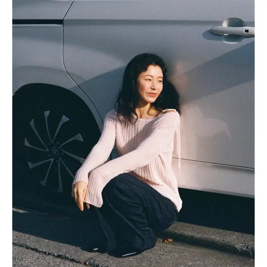 [BUNJANG] ANNIEZ Clue One Shoulder Long Sleeve Knit / [앤니즈] Clue one shoulder long sleeve