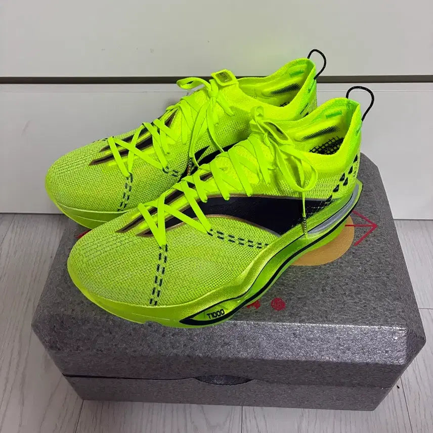 [BUNJANG] Li-Ning Feidian 6 Ultra "Tiger Talisman" Running Shoes / [카본화] 페이디안 6 울트라 (새상품)