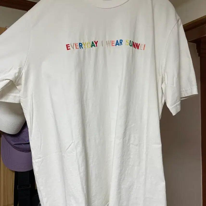 [BUNJANG] Sunnei Embroidered T-Shirt White XL / 써네이 자수 반팔 화이트 XL