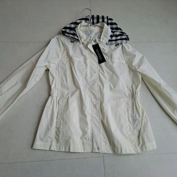 [BUNJANG] GIVERNY Ivory Windbreaker / GIVERNY 바람막이 아이보리