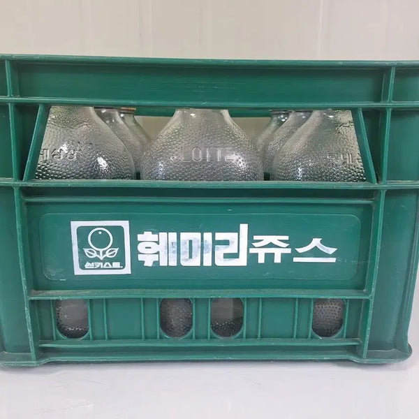 [BUNJANG] Vintage Juice Bottles Bundle (Lotteria Samkang, Haetae Sunkist) / 근대사 수집 옛날 민속품 롯데삼강 해태썬키스트 쥬스병 1박스 9개