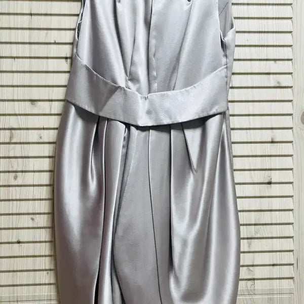 [BUNJANG] Destijl Silver Satin Dress Size 55 / (1회착용)Destijl 은색 원피스 (55)