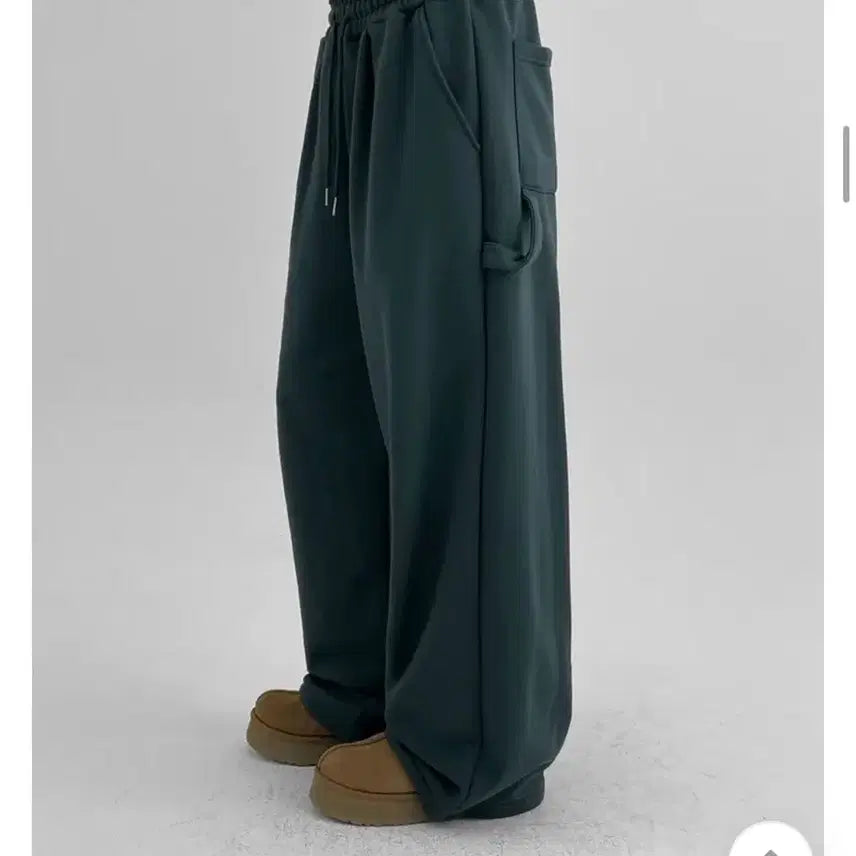 [BUNJANG] Black Up Made Kalberg Carpenter Two-Way Bending Pants Dark Green / 블랙업 made 칼버그 카펜더 투웨이 밴딩팬츠 다크그린