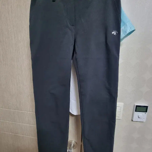 [BUNJANG] Descente Golf Women's Pants Size S / 여성)데상트 골프 바지 s사이즈