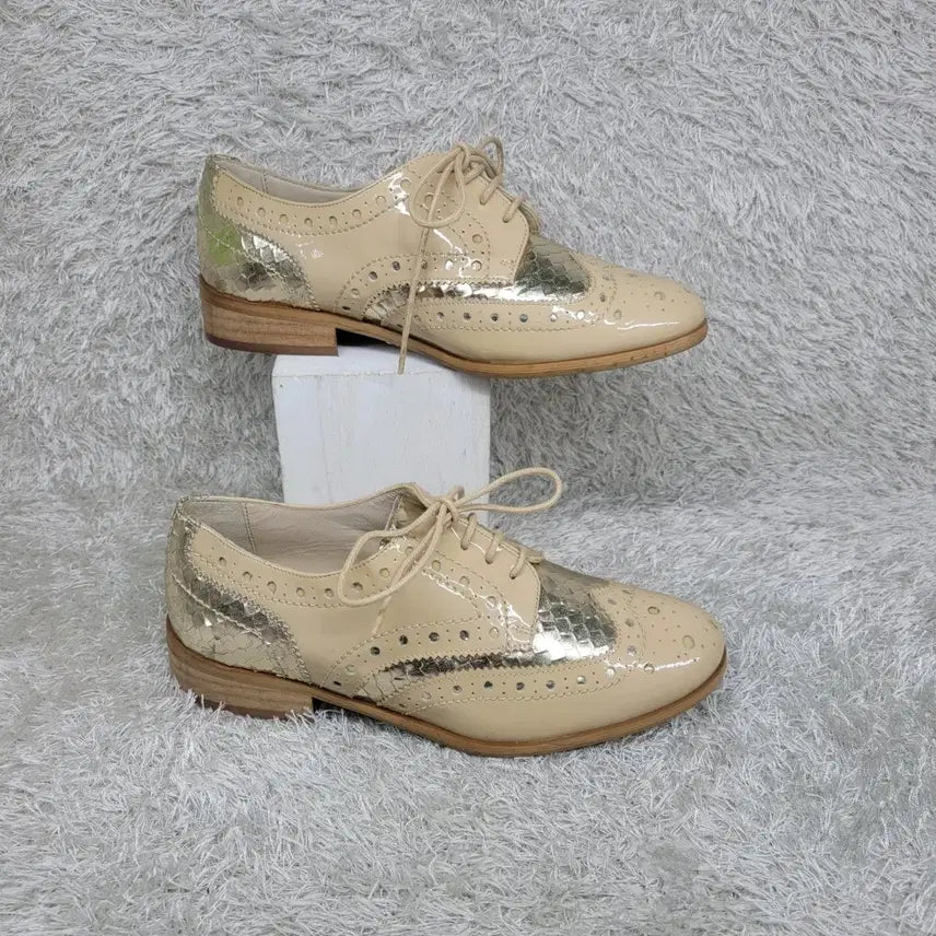 [BUNJANG] Minelli Spain Lace-up Oxford Shoes Size 230 (US 6) / 구제짱짱맨 26/230 미넬리 스페인 레이스업 옥스포드 구두