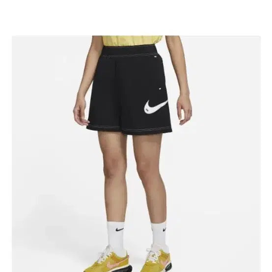 [BUNJANG] Nike Women's Swoosh Woven High-Waisted Short Pants DM6753 / 나이키 우먼즈 스우시 우븐 하이웨스트 숏 팬츠 DM6753