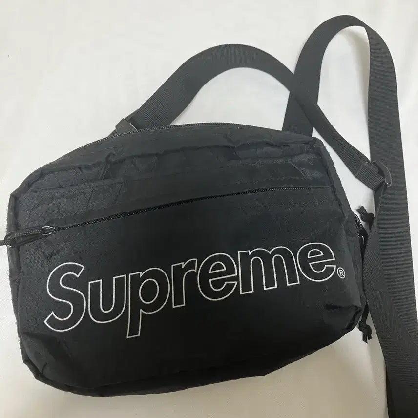 [BUNJANG] Supreme Cross Bag / 슈프림 크로스백
