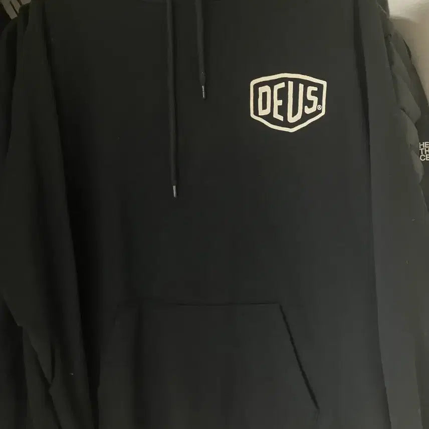 [BUNJANG] Deus Ex Machina Seoul Hoodie / 데우스 후드티