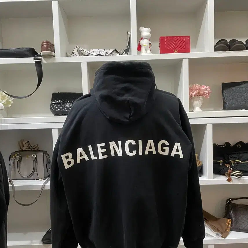 [BUNJANG] Balenciaga Back Logo Hoodie Black Size S (100-105) Mint Condition / [새상품급,100-105] 발렌시아가 백로고 후드