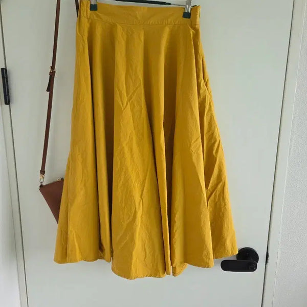 [BUNJANG] Mustard Yellow A-Line Skirt Pants / 머스타드 옐로우 A라인 치마바지