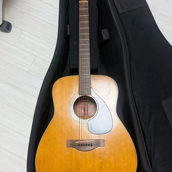 [BUNJANG] Yamaha FG-180 Red Label Acoustic Guitar / 명기 올드 야마하 fg-180 레드라벨 통기타