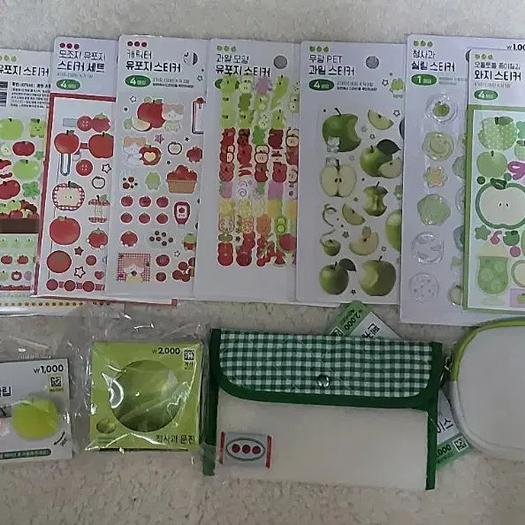 [BUNJANG] Daiso Apple Fruit Stickers & Stationery Set (Sealed) / 미개봉)다이소 사과 과일 스티커 다꾸 용품 세트