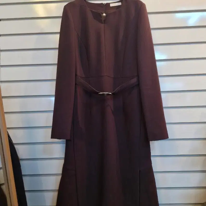 [BUNJANG] Jigott Belted Flare Dress Burgundy / 지고트 벨트 플레어 원피스 버건디