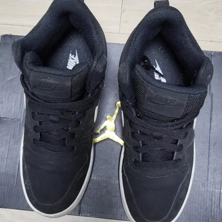 [BUNJANG] Nike Court Borough Mid Black 245mm / 나이키 코트 버로우 미드 블랙 245mm 상태매우좋음