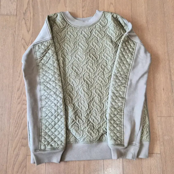 [BUNJANG] Burberry TB Logo Quilted Sweatshirt / (정품) 버버리 TB로고 퀼팅 맨투맨 (명품 여성 티셔츠)