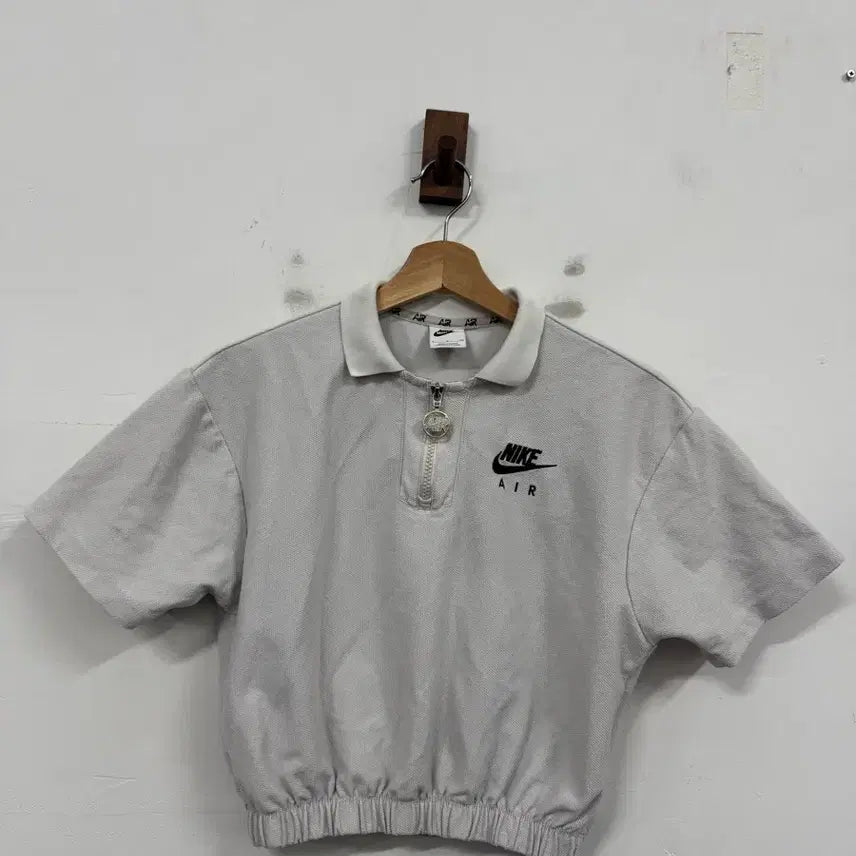 [BUNJANG] Nike Air Half-Zip Cropped T-Shirt / (80)나이키 에어 반집업 크롭티