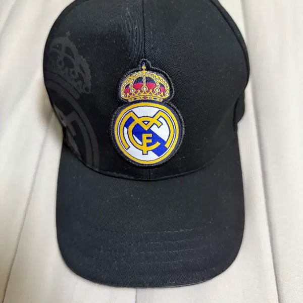 [BUNJANG] Real Madrid Black Cap / 레알마드리드 볼캡 모자 블랙