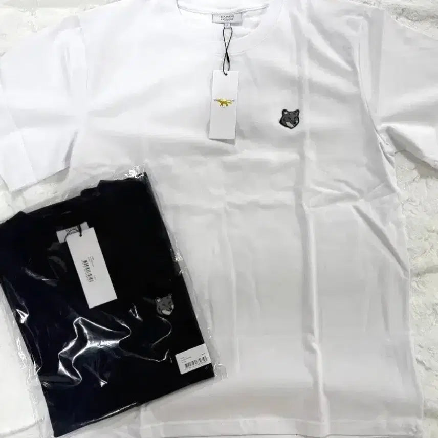 [BUNJANG] Maison Kitsuné Grey Fox Short Sleeve T-Shirt (Black, White) / 정품,무료배송) 메종키츠네 그레이폭스 반팔 / 블랙 화이트