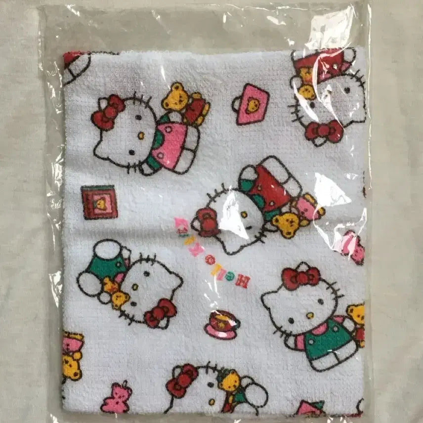 [BUNJANG] Hello Kitty Mini Towel / 헬로키티 미니 타월