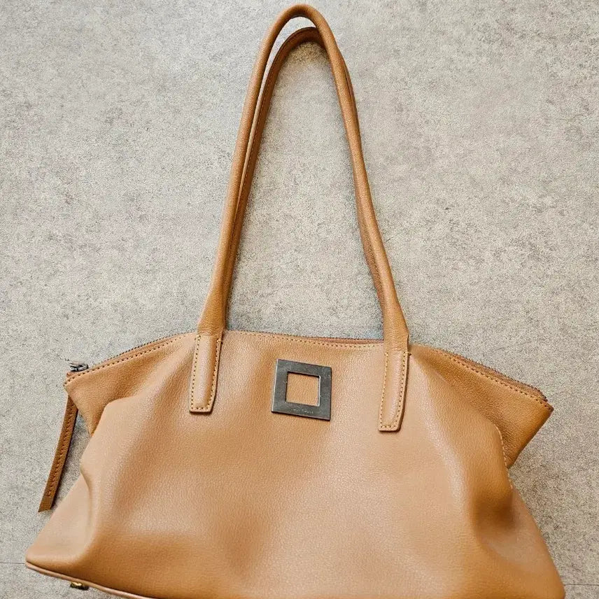 [BUNJANG] Rouge & Lounge Aria M Shoulder Bag / 루즈앤라운지 아리아 M 숄더백