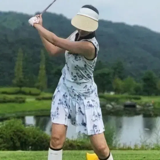 [BUNJANG] TaylorMade Apparel 23SS 'Travel Line' Setup Set - Unworn / (미착용) 테일러메이드 / 23ss '트래블 라인'셋업