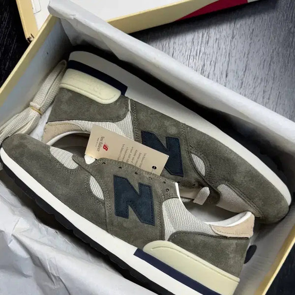 [BUNJANG] New Balance 990v1 Olive M990WG1 US 11.5 / [295 / us11.5] 뉴발란스 990v1 올리브 M990WG1