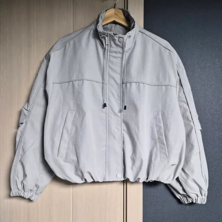 [BUNJANG] High-Quality Cropped Jumper (Light Sora Grey) / [새상품] 연소라그레이 크롭 점퍼 / 핏 진짜 예쁜 고퀄