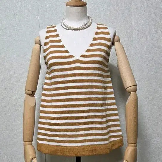 [BUNJANG] Striped V-Neck Sleeveless Knit Top / 스트라이프 브이넥 민소매 니트