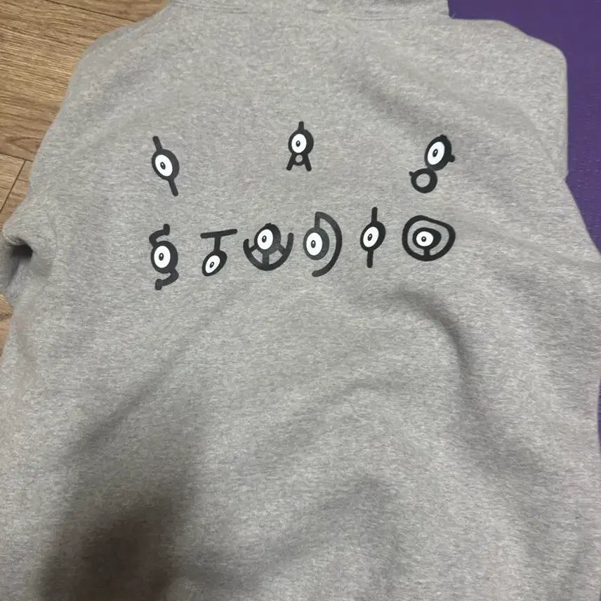 [BUNJANG] IAB Studio Pokemon "Annyeong" Hoodie (M, Gray) / IAB 스튜디오 아이앱 포켓몬 안농 후드티 m