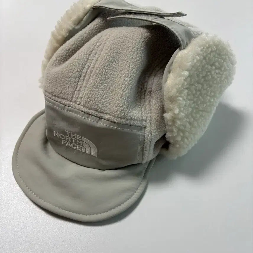 [BUNJANG] The North Face Fleece Earflap Ball Cap / 노스페이스 플리스 이어머프 볼캡