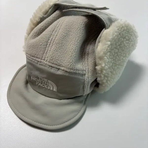 [BUNJANG] The North Face Fleece Earflap Ball Cap / 노스페이스 플리스 이어머프 볼캡
