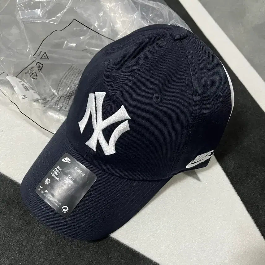 [BUNJANG] Nike NY Yankees Navy Ball Cap / 나이키 NY 양키스 볼캡 네이비