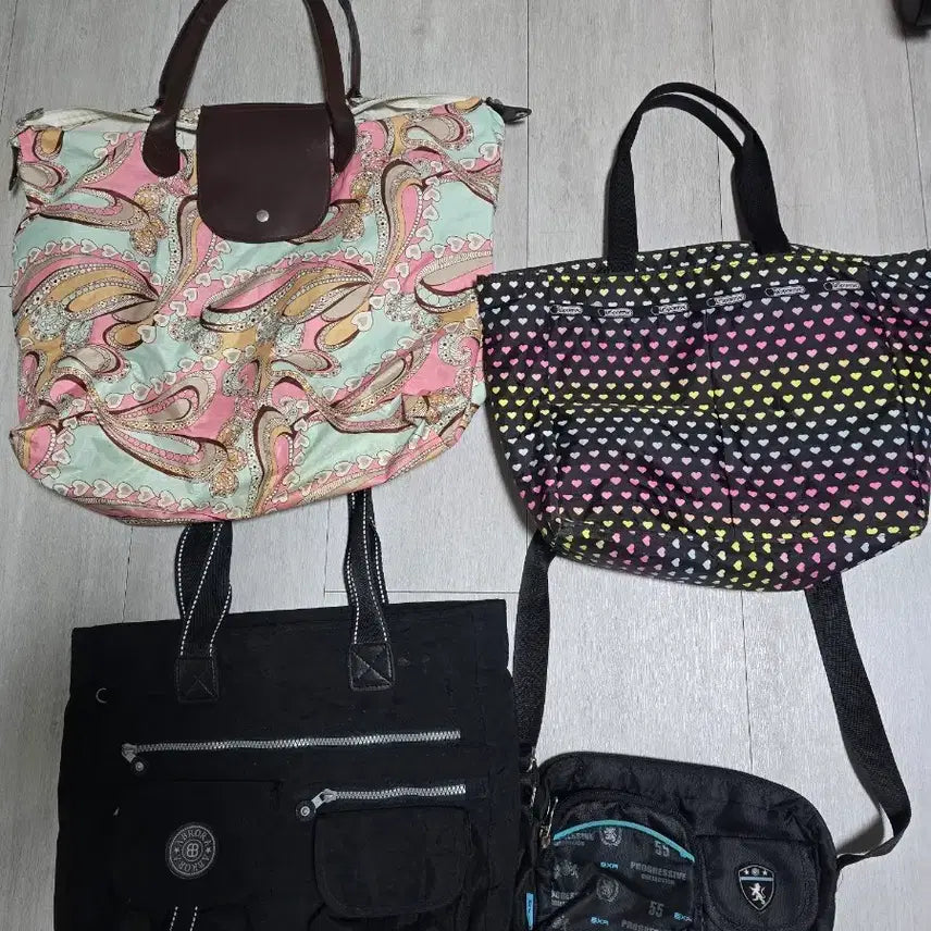 [BUNJANG] Lesportsac EXR 4-Piece Bag Set (Shoulder Bag, Crossbody Bag, Tote Bags) / 가방 4종 숄더백 크로스백(레스포삭 EXR 가방)