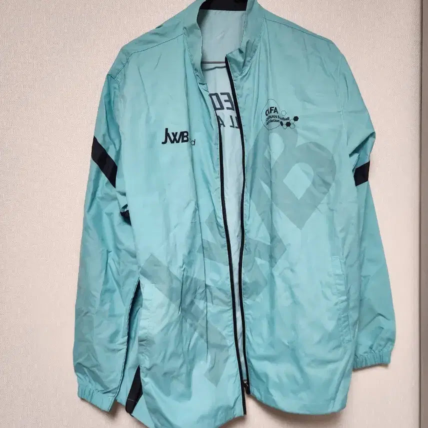 [BUNJANG] Cheonan City Football Association Player Issued Training Windbreaker Size 100 / 천안시축구협회 선수지급용 트레이닝 바람막이 100사이즈