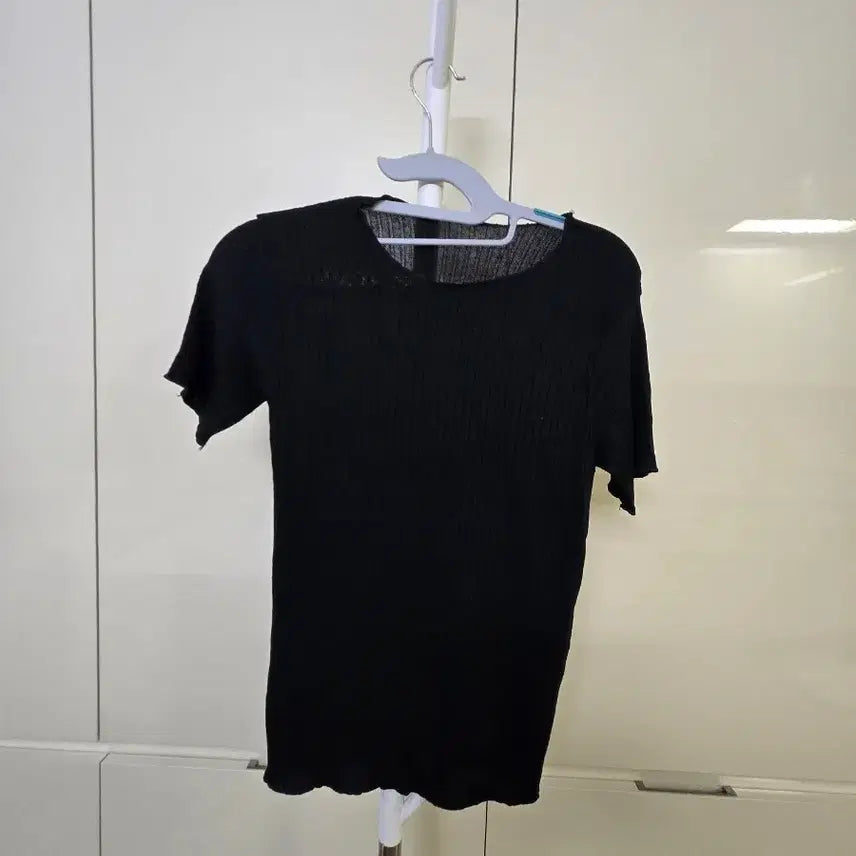 [BUNJANG] Black Ribbed Short Sleeve T-Shirt / 블랙 골지 반팔 티셔츠