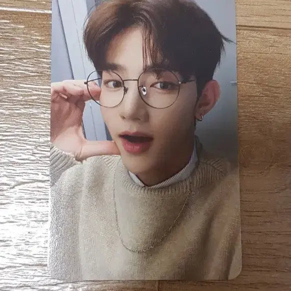 [BUNJANG] ZB1 Zhang Hao The Hyundai Moving Seoul POB Photocard / 제베원 앤더블 장하오 더현대 무빙서울 팝업 5만원이상 포카