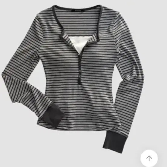 [BUNJANG] HIFINATIC Stripe Button Henley Neck T-shirt / 에이블리 히프나틱 스트라이프 버튼 헨리넥 티셔츠