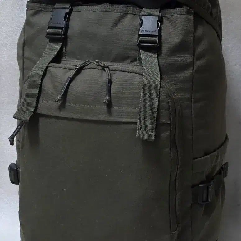 [BUNJANG] Snow Peak Eco Travel Backpack 3.3 Laptop Backpack / 스노우피크 snow peak 에코 트래블 백팩 3.3 노트북백팩 여행배낭
