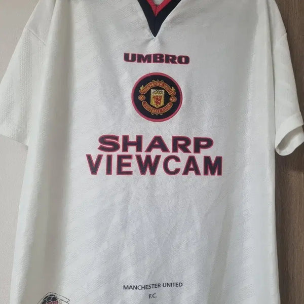 [BUNJANG] Manchester United 96-97 Away Beckham Jersey (M) / 96-97 맨유 어웨이 베컴 유니폼 정품
