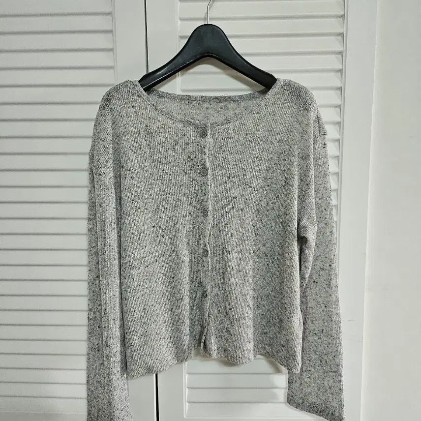 [BUNJANG] Giordano & Raduna Thin Long Sleeve Shirts / 지오다노,라두나 얇은 긴팔 티