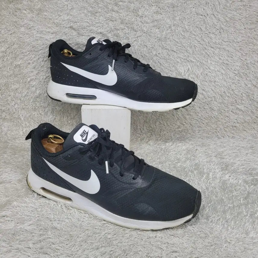 [BUNJANG] Nike Air Max Tavas Sneakers / 구제짱짱맨 300 나이키 에어맥스 타바스 스니커즈
